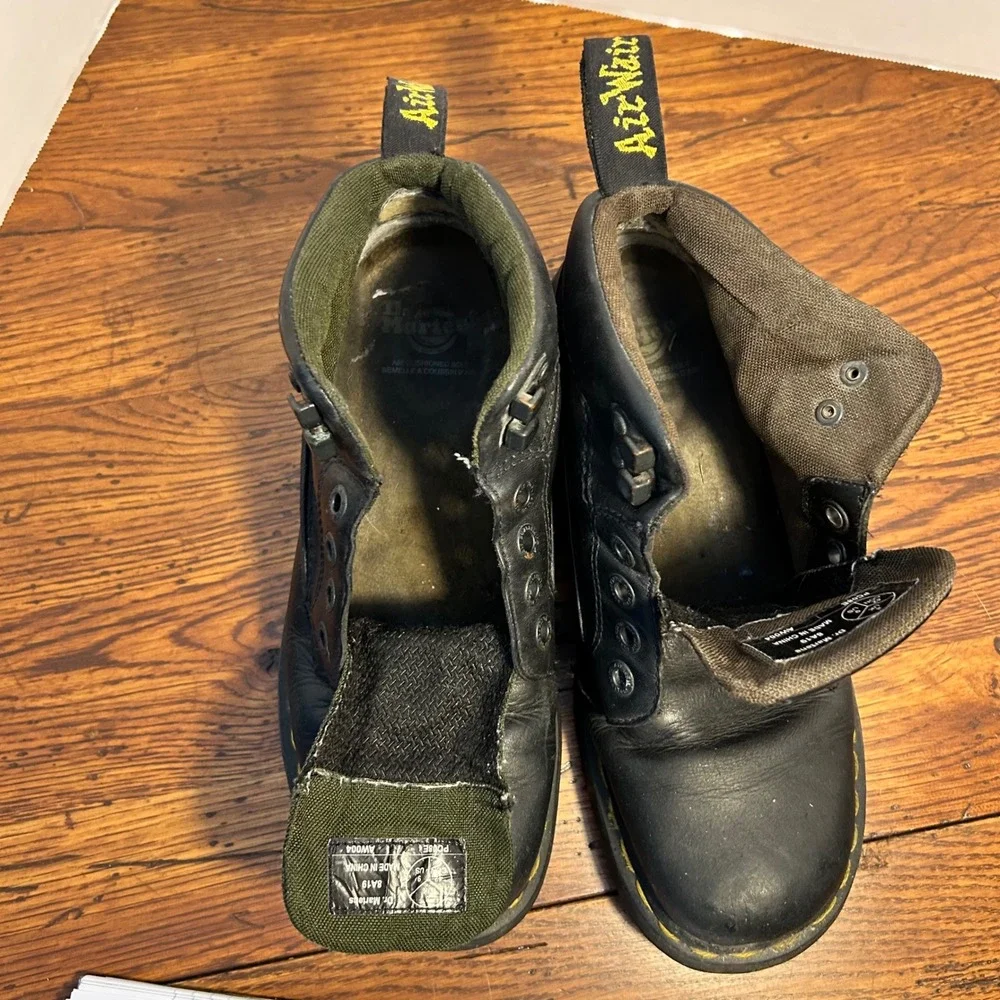 Dr. Martens see pics